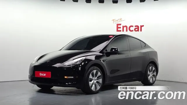 Tesla Model Y 2021 — photo 1