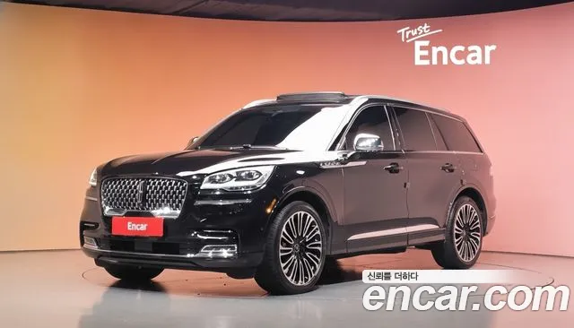Lincoln Aviator 2022 — photo 1