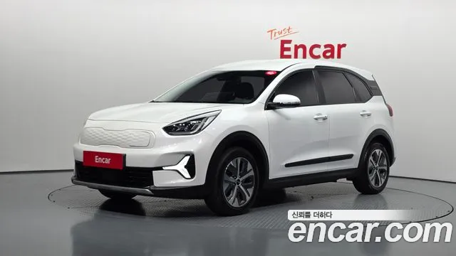 Kia Niro 2023 — photo 1
