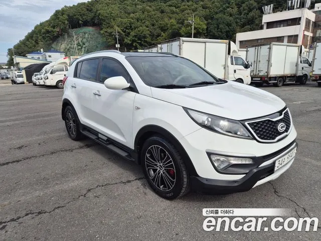 Kia Sportage 2011 — photo 1