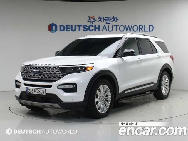 Ford Explorer 2020 — photo 1