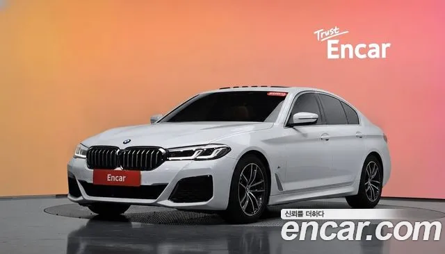 BMW 5-Series 2021 — photo 1