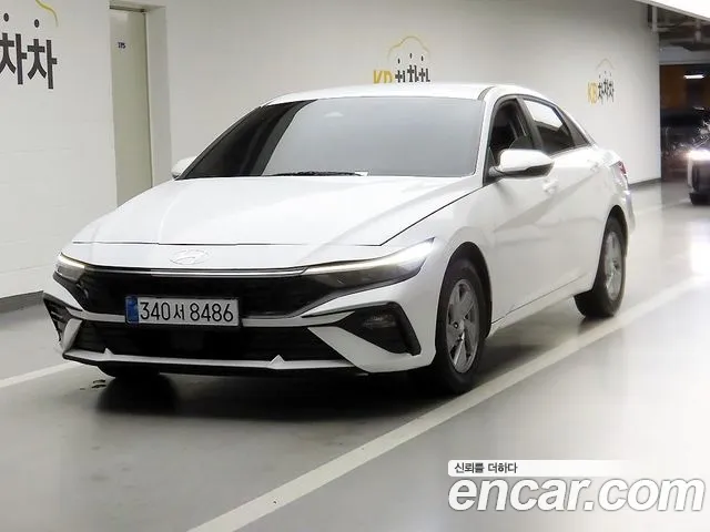 Hyundai AVANTE 2024 — photo 1