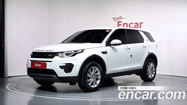 Land Rover Discovery Sport 2019 — photo 1