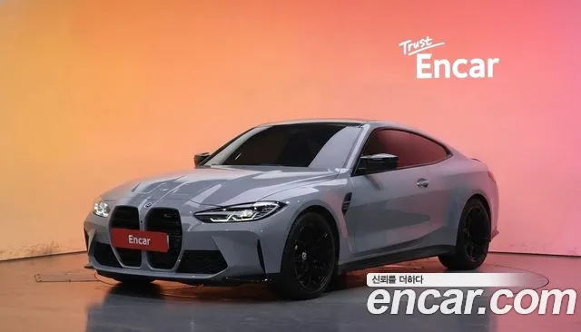 BMW M4 2022 — photo 1