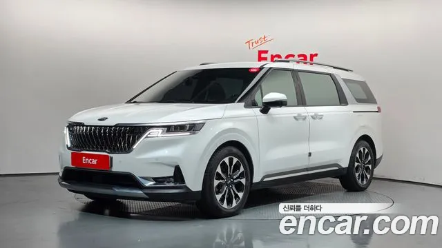 Kia Canival 2021 — photo 1