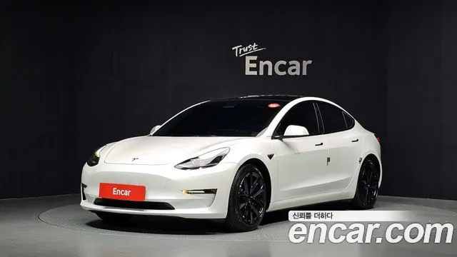 Tesla Model 3 2022 — photo 1