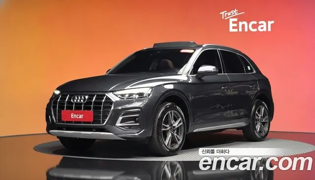 Audi Q5 2022 — photo 1