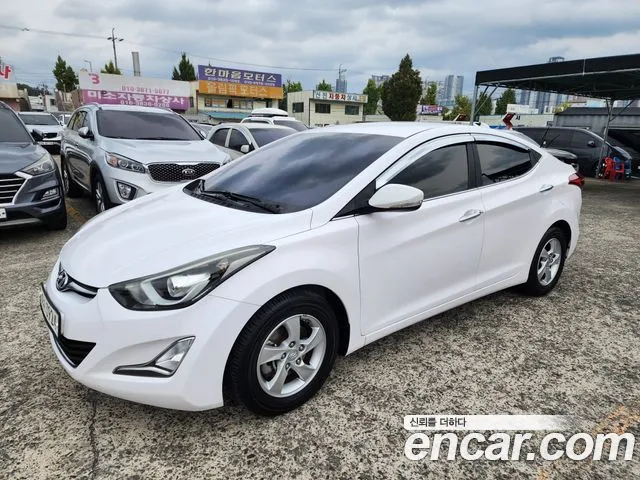 Hyundai AVANTE 2016 — photo 1