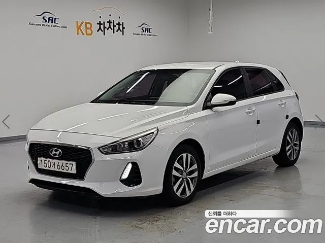 Hyundai i30 2017 — photo 1
