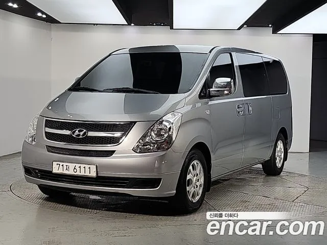 Hyundai Starex 2016 — photo 1