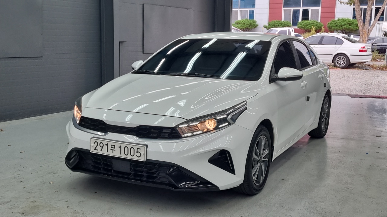 Kia K3 2022 — photo 1