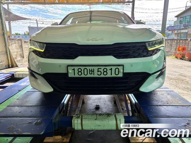 Kia K5 2022 — photo 1