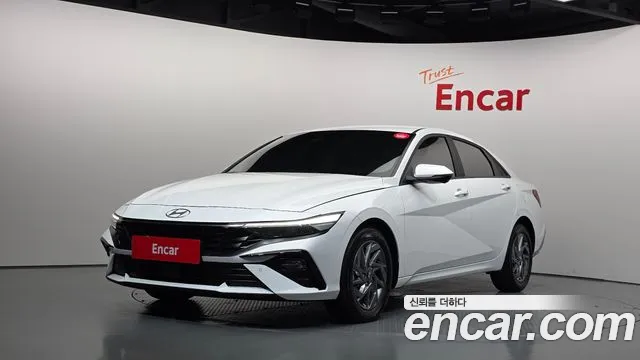 Hyundai AVANTE 2024 — photo 1