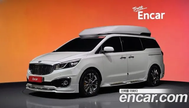 Kia Canival 2016 — photo 1