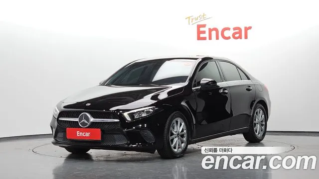 Mercedes-Benz A-Class 2020 — photo 1