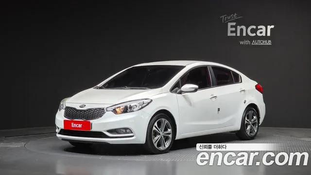 Kia K3 2015 — photo 1