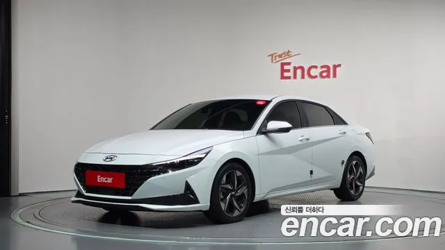 Hyundai AVANTE 2023 — photo 1