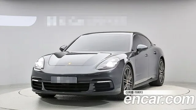 Porsche Panamera 2018 — photo 1