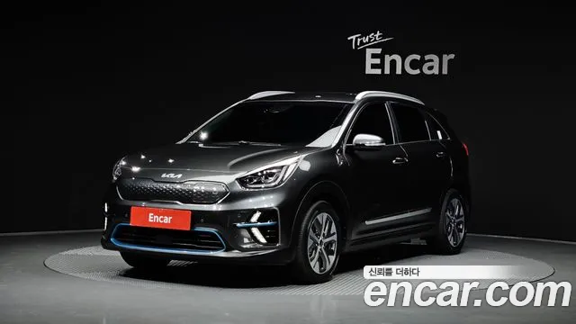 Kia Niro 2022 — photo 1