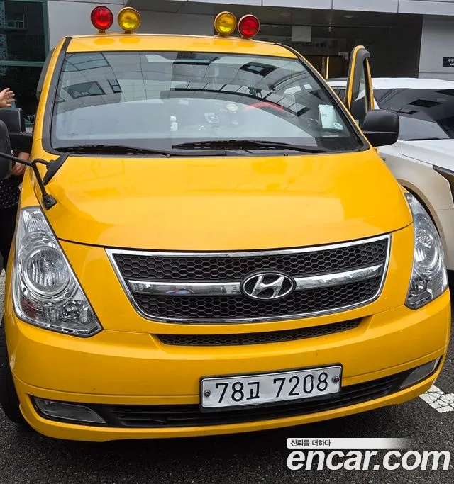 Hyundai Starex 2014 — photo 1