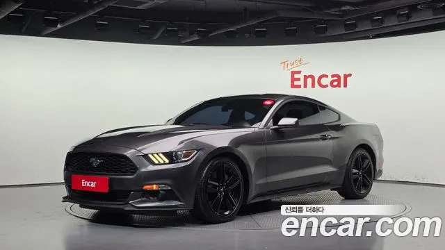Ford Mustang 2017 — photo 1
