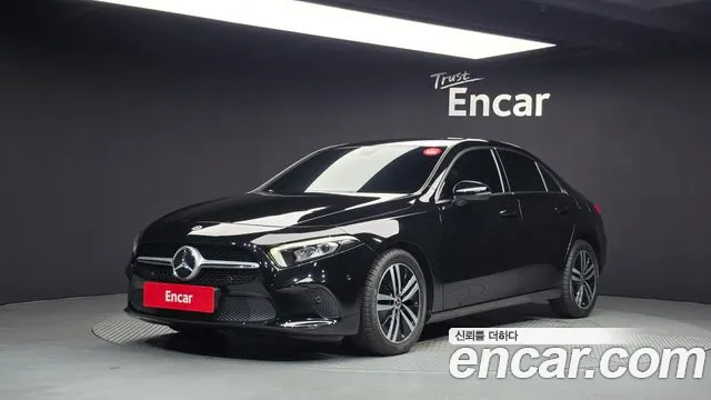 Mercedes-Benz A-Class 2021 — photo 1