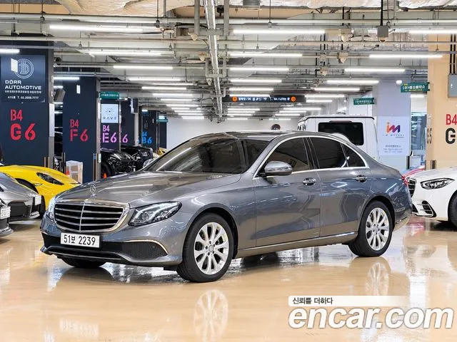 Mercedes-Benz E-Class 2017 — photo 1