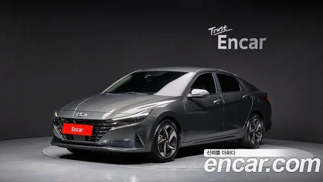 Hyundai AVANTE 2022 — photo 1