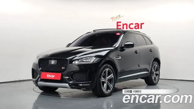 Jaguar F-PACE 2019 — photo 1