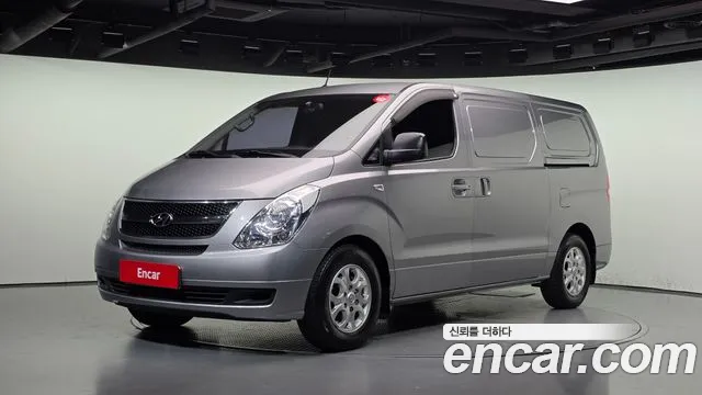 Hyundai Starex 2015 — photo 1