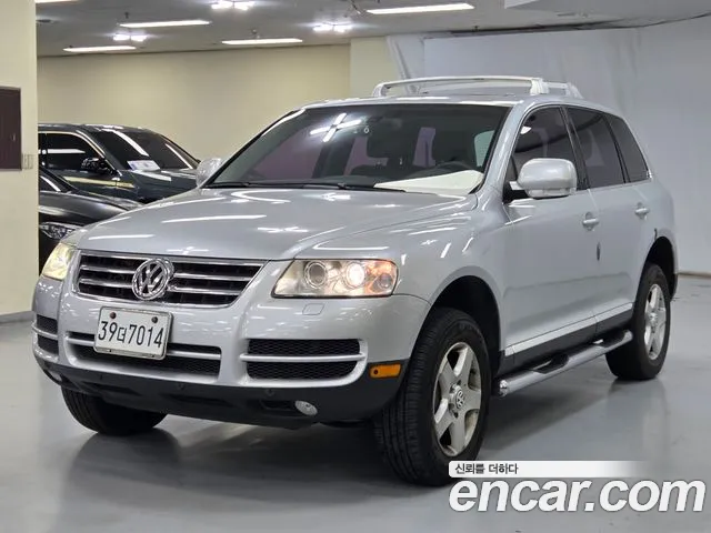 Volkswagen Touareg 2006 — photo 1