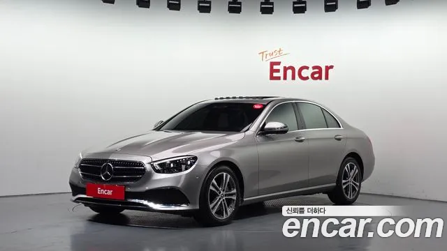 Mercedes-Benz E-Class 2021 — photo 1
