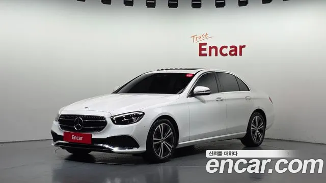 Mercedes-Benz E-Class 2021 — photo 1