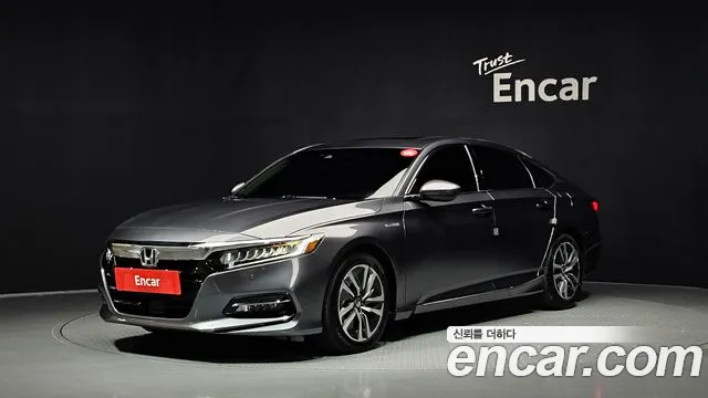 Honda Accord 2019 — photo 1