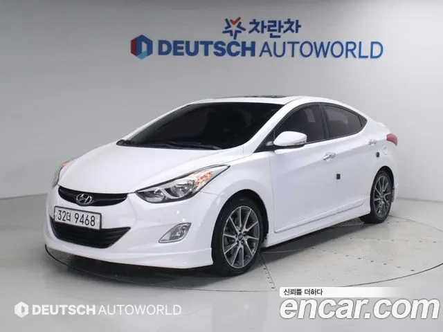 Hyundai AVANTE 2013 — photo 1