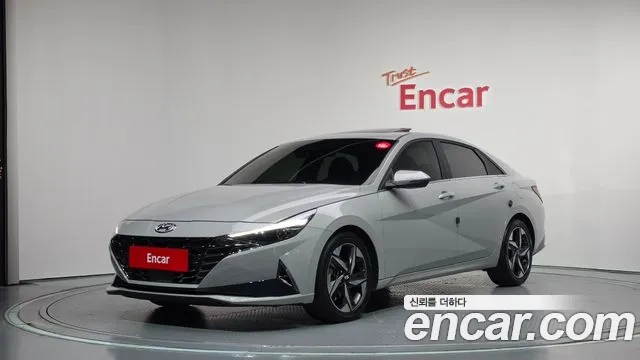 Hyundai AVANTE 2023 — photo 1