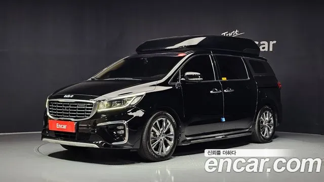 Kia Canival 2019 — photo 1