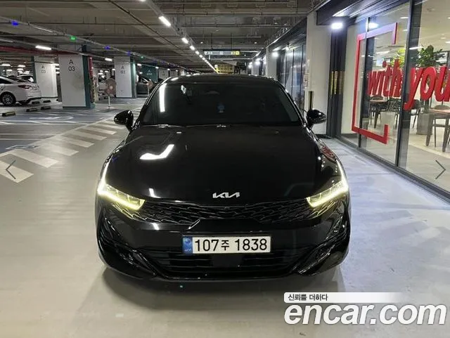 Kia K5 2023 — photo 1
