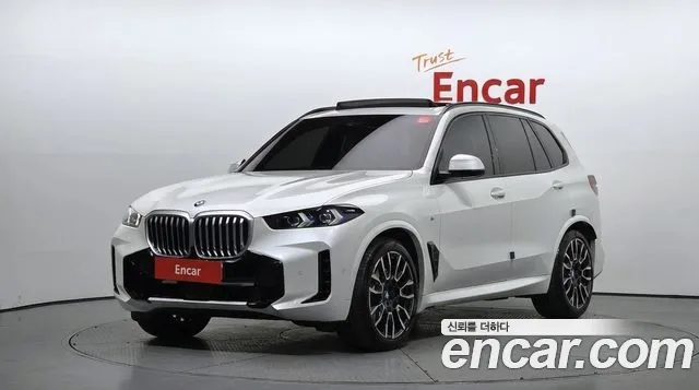 BMW X5 2026 — photo 1