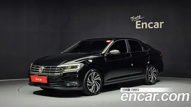 Volkswagen Jetta 2021 — photo 1
