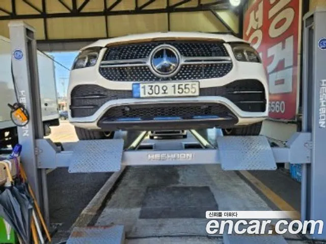 Mercedes-Benz GLE-Class 2020 — photo 1