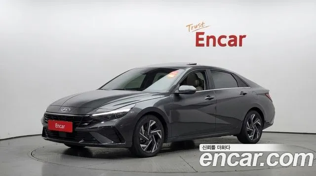 Hyundai AVANTE 2024 — photo 1