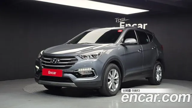 Hyundai Santafe 2018 — photo 1