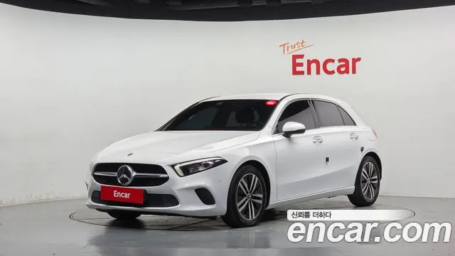 Mercedes-Benz A-Class 2021 — photo 1