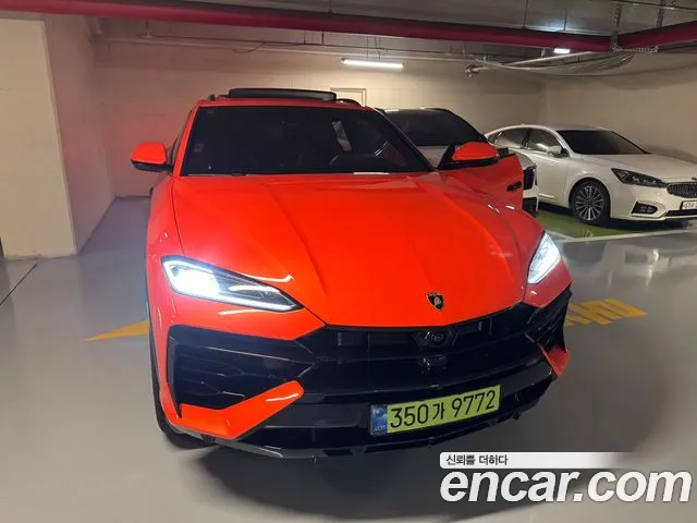Lamborghini Urus 2025 — photo 1