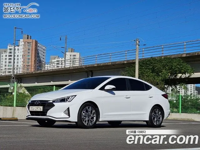 Hyundai AVANTE 2019 — photo 1