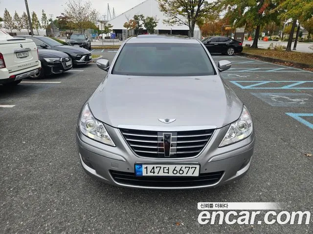 Hyundai Genesis 2008 — photo 1