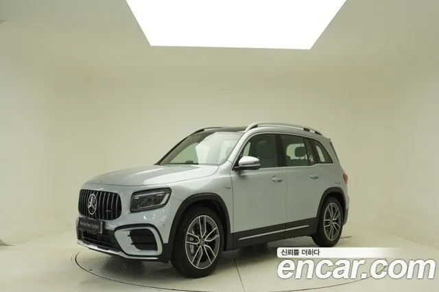 Mercedes-Benz GLB-Class 2026 — photo 1
