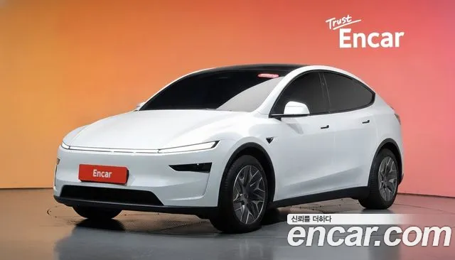 Tesla Model Y 2026 — photo 1